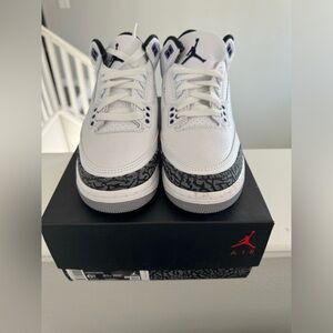 Nike Air Jordan  3 Retro White Black Dark Iris Size 6.5Y 2022 Release